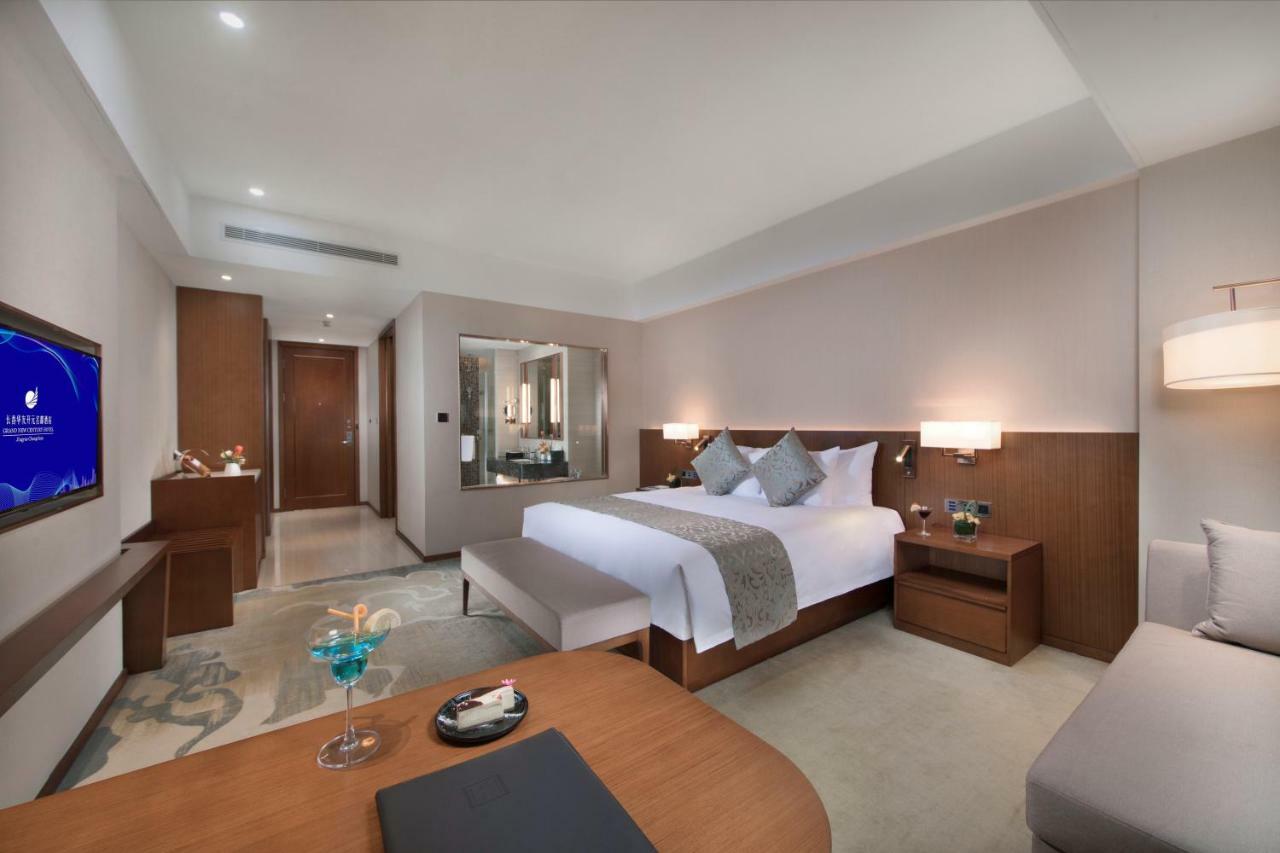 Grand New Century Hotel Jingyue Changchun Zhuanwachang Екстериор снимка